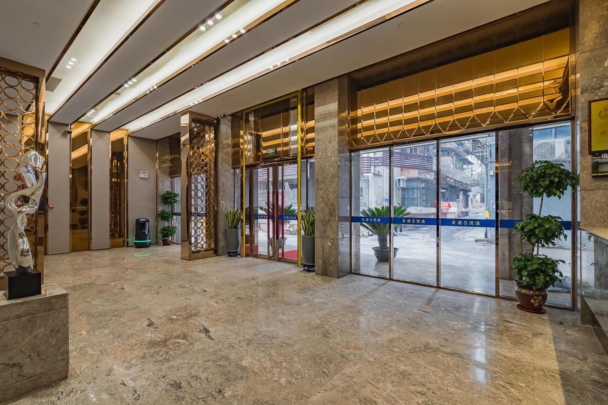 Super 8 Hotel Select Guangzhou Railway Station Xicun Subway Station Экстерьер фото